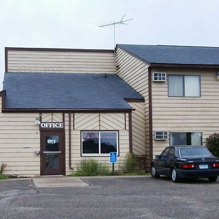 Rum River Motel Princeton Екстериор снимка