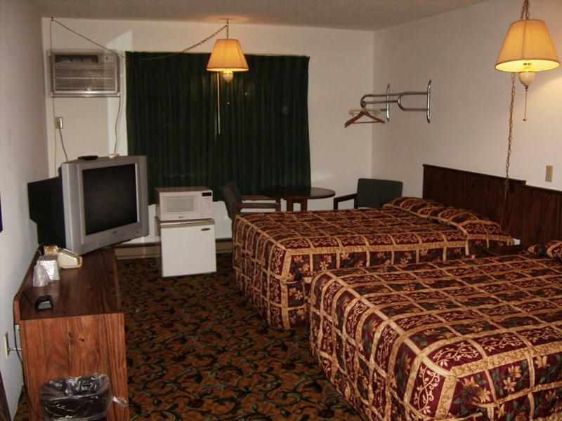 Rum River Motel Princeton Стая снимка